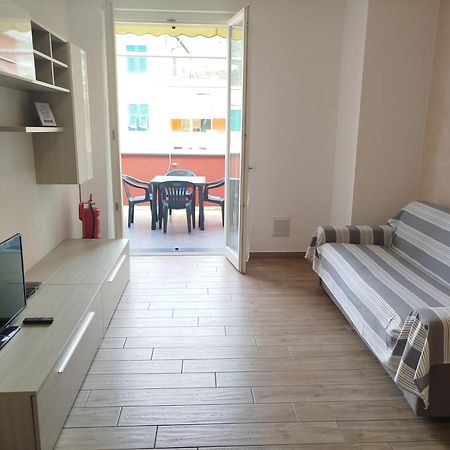 Appartamento Gloria House - Check in at Via Giuseppe Garibaldi n 104 Levanto Esterno foto